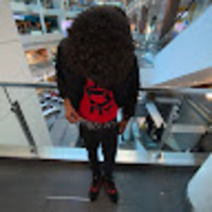 Meet your Posher, Thomas